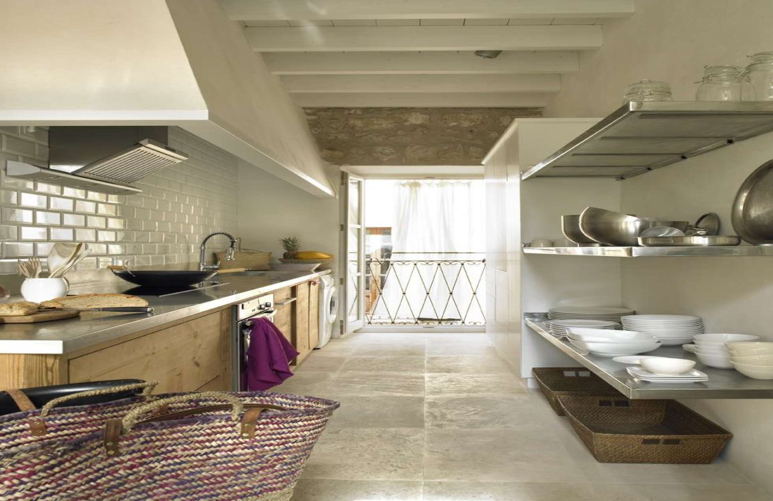 Apartamento de 3 dormitorios en alquiler a largo plazo en Pollensa con garaje